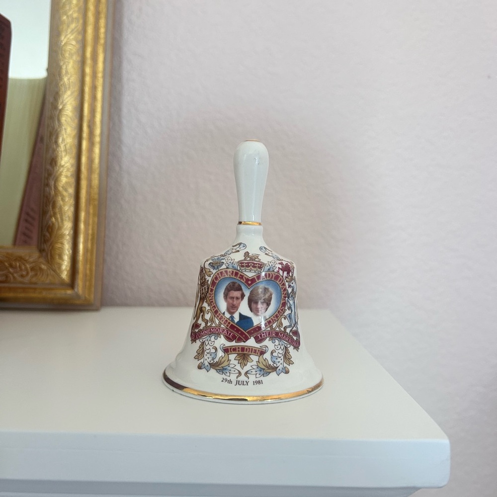 Commemorative Wedding Bell, Charles and Diana